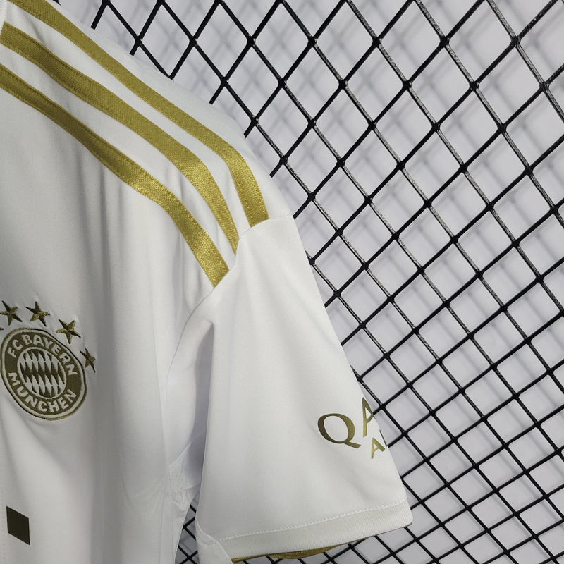 Bayern Munich - Away 22/23