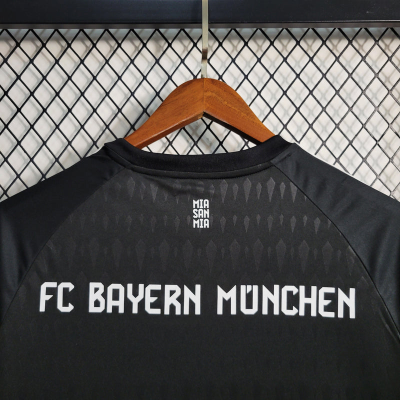 Bayern Munich - goalkeeper  23/24