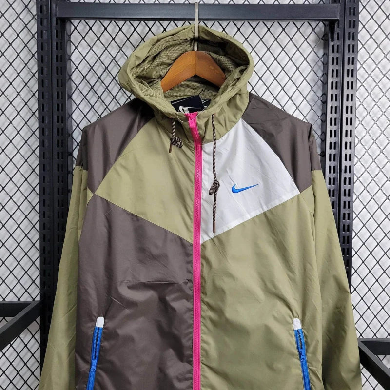 Corta vento - Nike